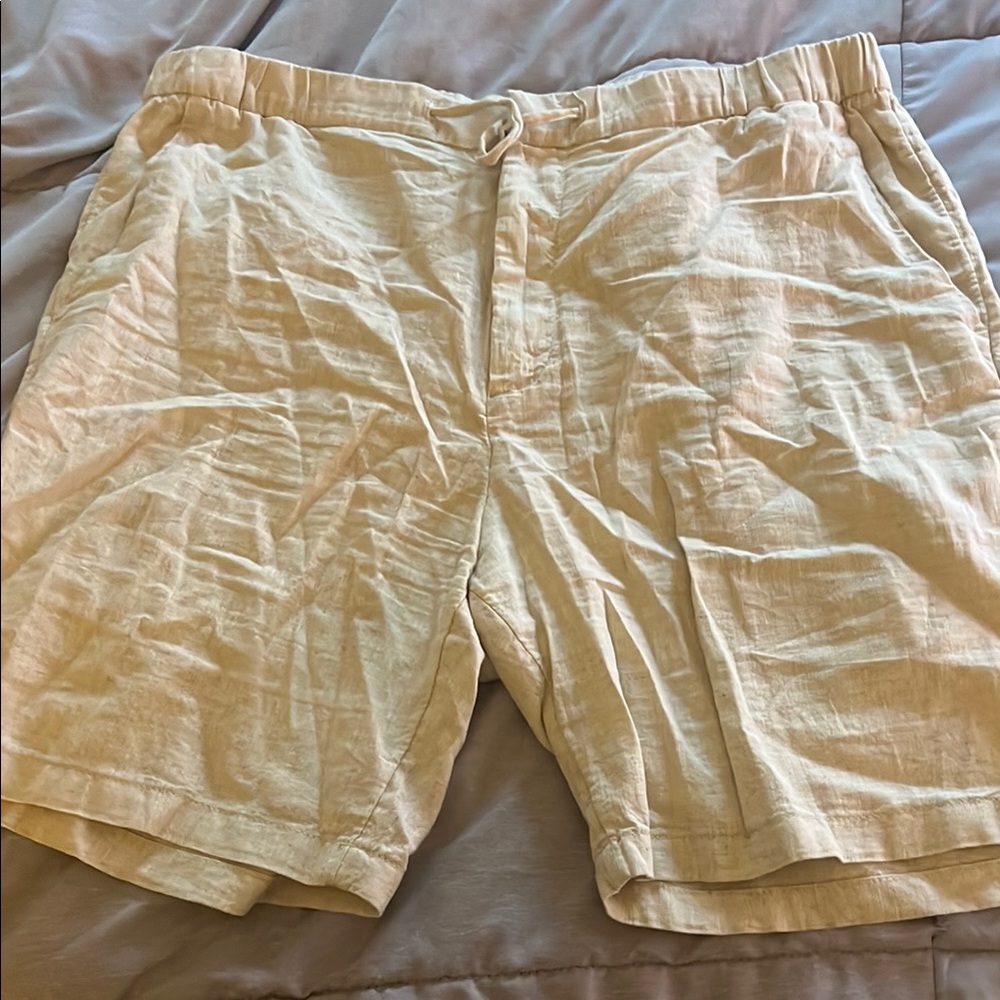 H&M tan Shorts